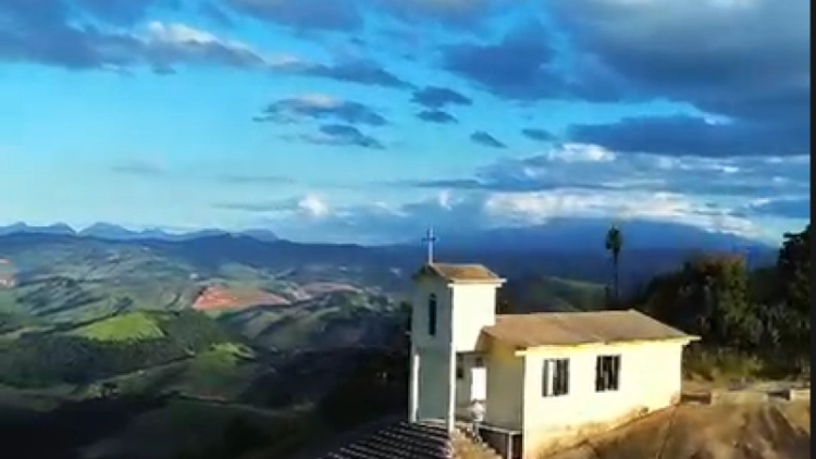Visita a Igrejinha da Pedra